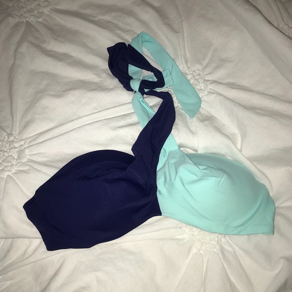 VS: Pink Bikini Top - Picture 1 of 2